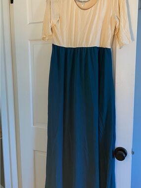 Maternity Two-Tone Maxi Dress in Cream and Teal